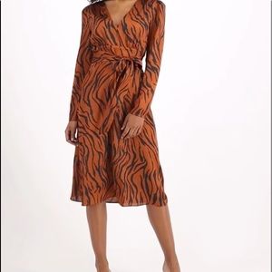 NWT Bar3 Puff-Sleeve Midi Dress in Animal-Print, M